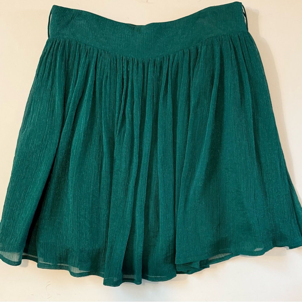 Elegant Green Skirt for Women - Small